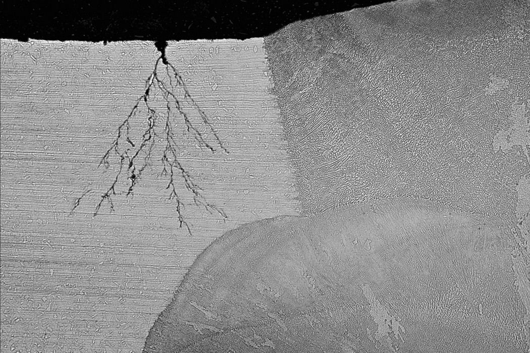 Our fracture mechanics consultants assess the fracture mechanics and fitness for service of metal structures and pressurized equipment facilities.